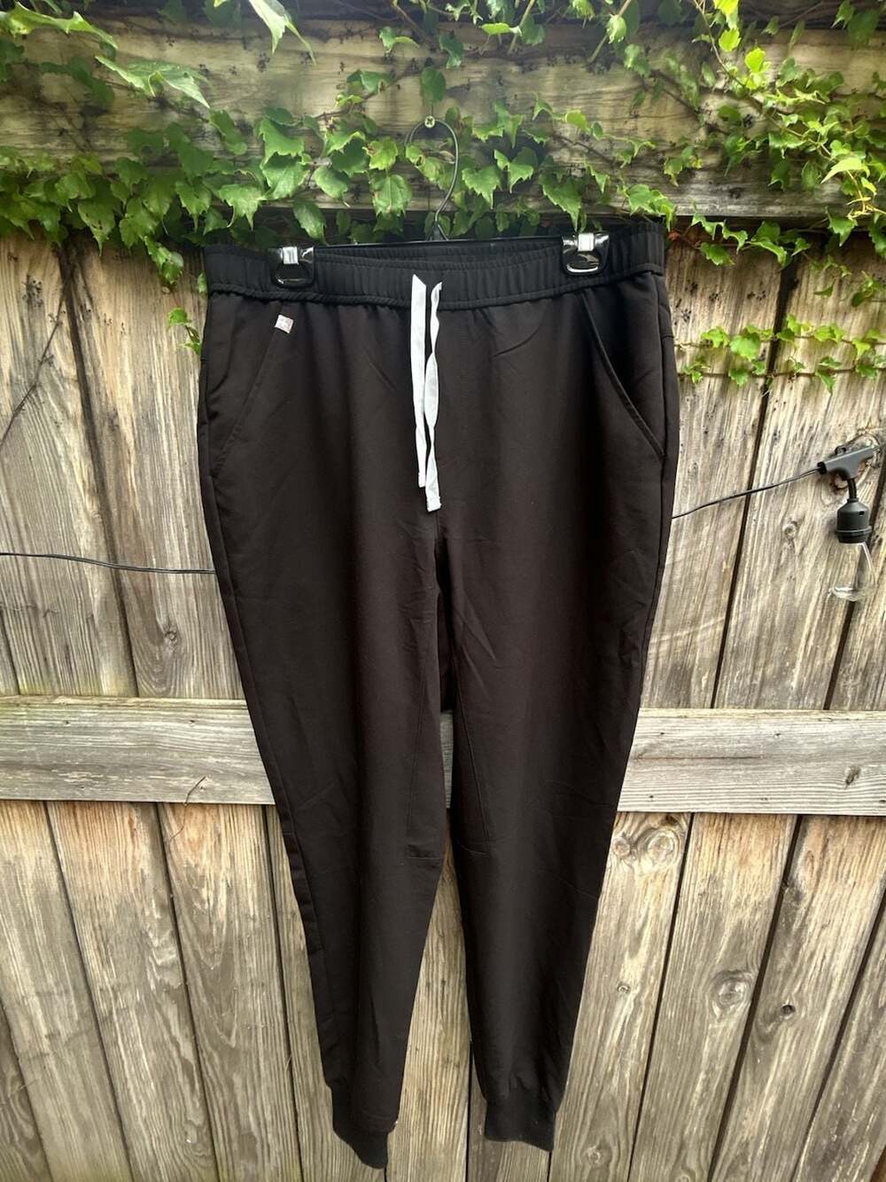 FIGS Tansen Jogger 2.0 Tall Mens Scrub Pants Black Large